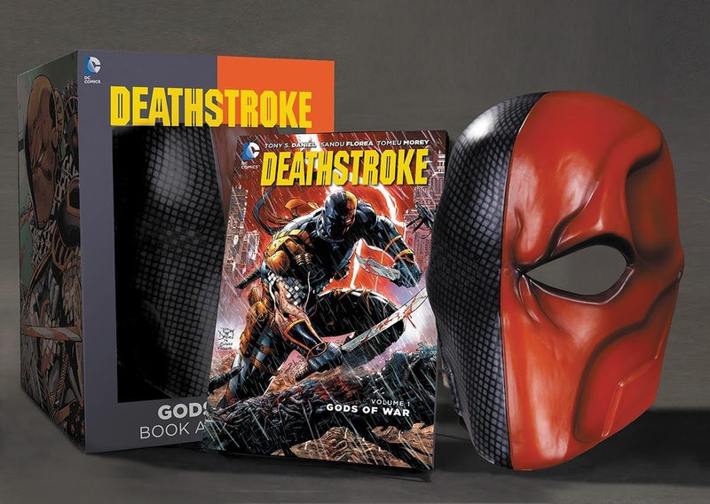 Death stroke - Vol. 1: Book & Mask Set